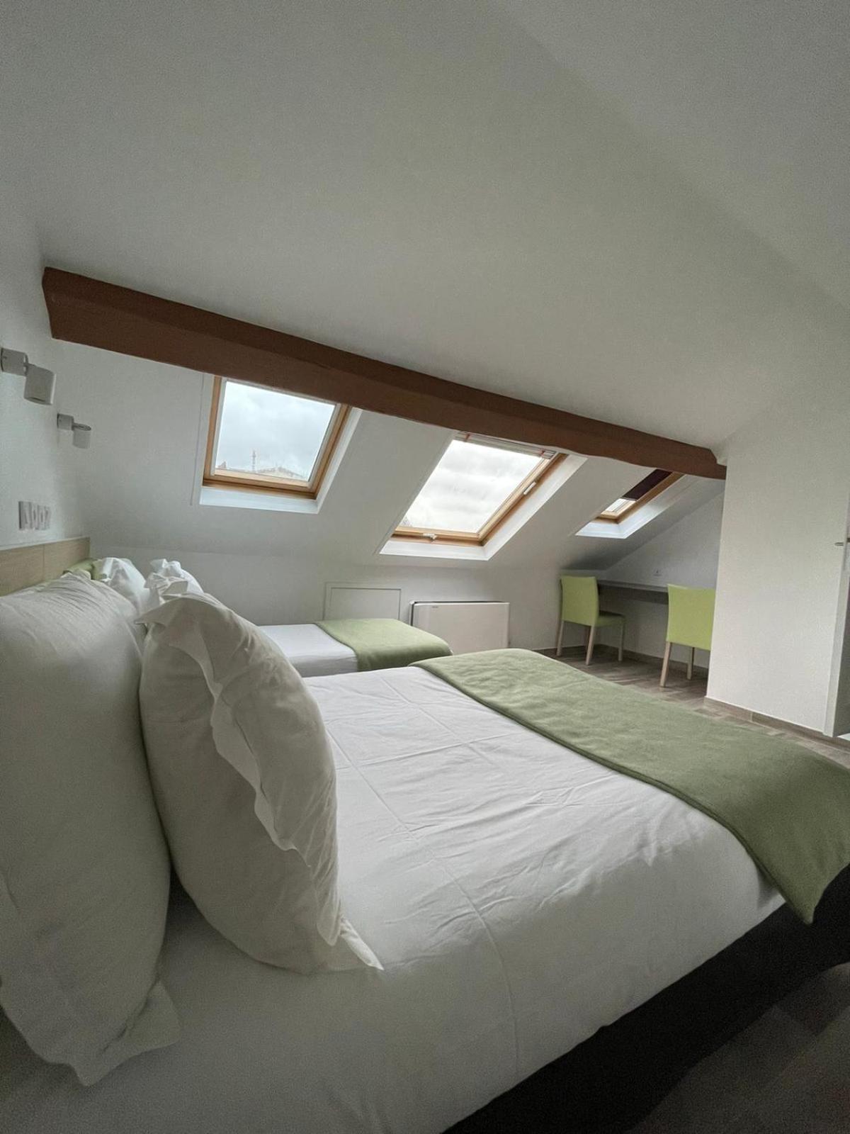 De La Herse D'or Paris